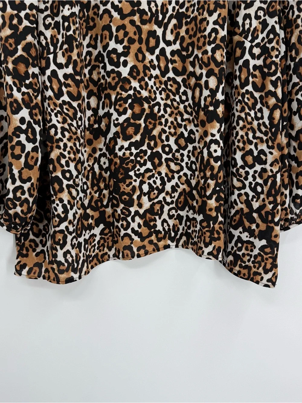 Talbots Blouse Top 3/4 Cuffed Sleeves Size 3XP Animal Print Pullover Tunic